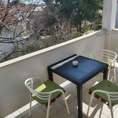 Apartamento Miki Vodice