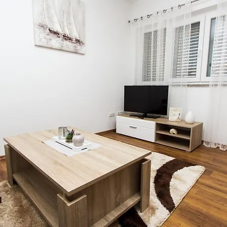 Vesna Apartment *